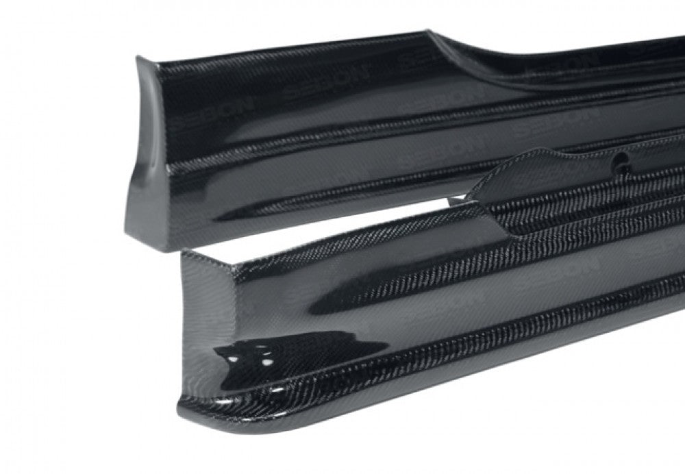 Seibon Carbon Fiber CW-Style Side Skirts 350z