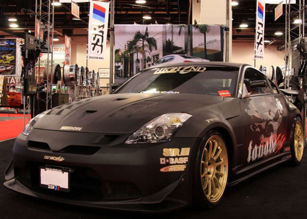 Seibon Carbon Fiber +10mm Front Fenders(Pair) 350z